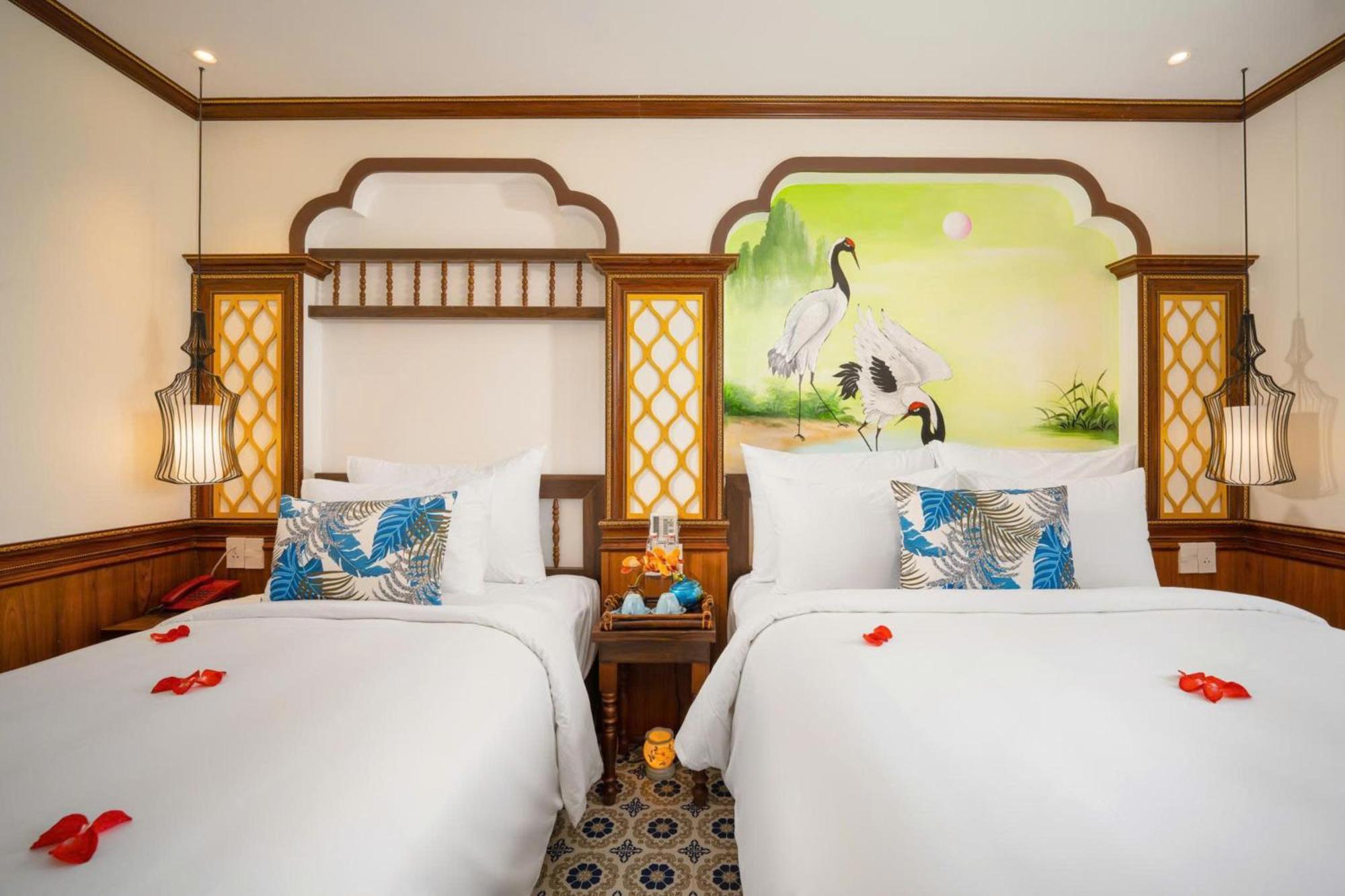 Premium Queen/Twin Room, Balcony with Riverside View